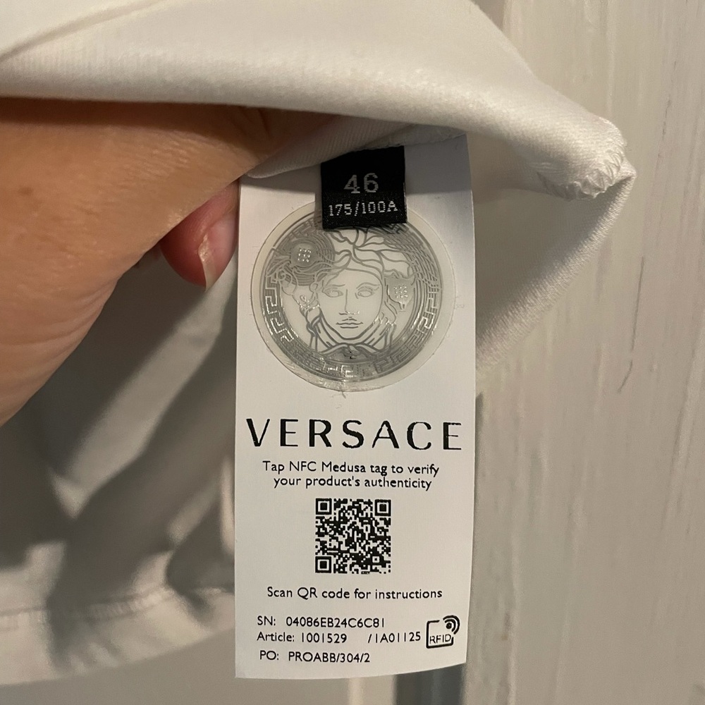 Women’s Versace studded logo shirt RARE - Picture 10 of 13